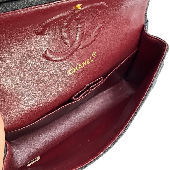 Chanel Vintage Quilted Wool Medium Classic Double Flap Bag - Picture 8 of 8